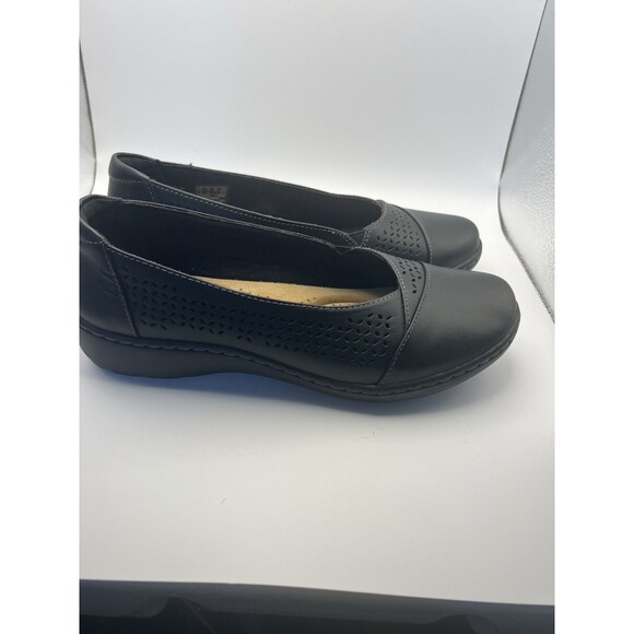 Clarks Cora Iris Loafer womens US 9 Wide Black Leather Slip On 1 inch heel New - Picture 6 of 13